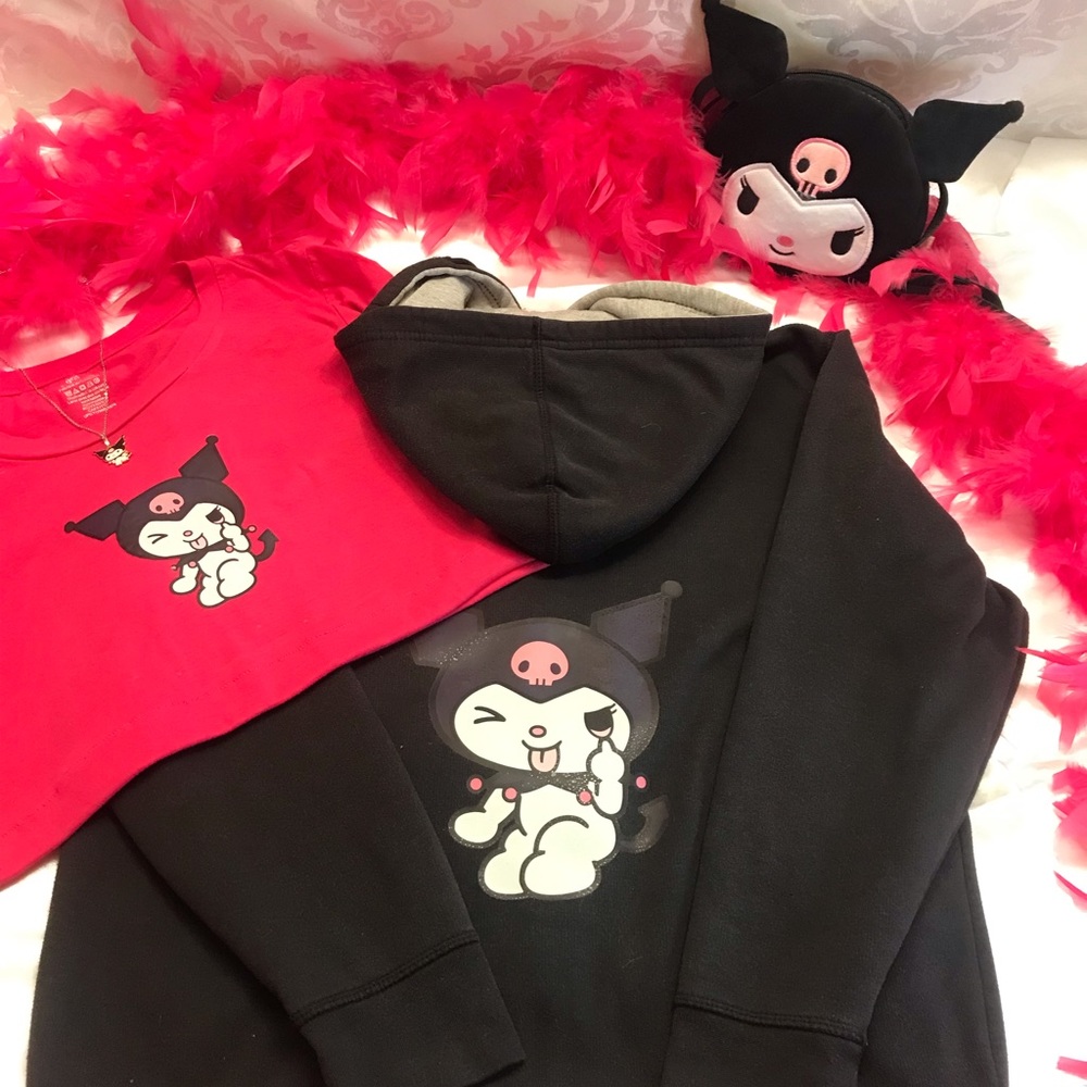 Adorable y2k hoodie crop top and necklace set🤩❤️